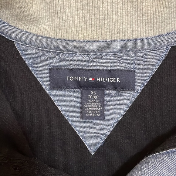 Tommy Hilfiger Men’s Long Sleeve Top - Picture 11 of 11